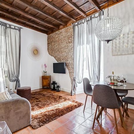 Campo Dei Fiori Royal Orchid Apartment Rome Bagian luar foto