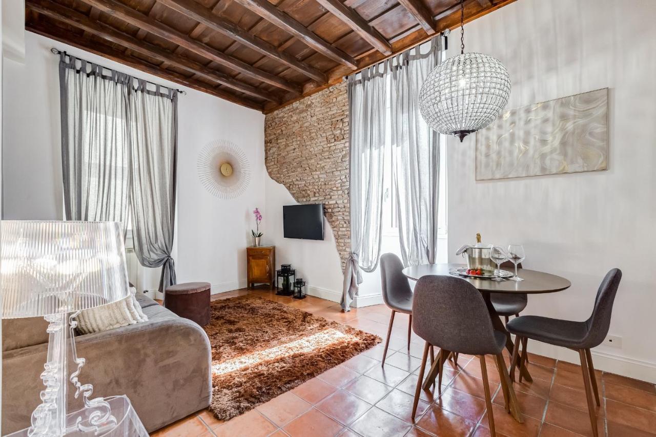Campo Dei Fiori Royal Orchid Apartment Rome Bagian luar foto