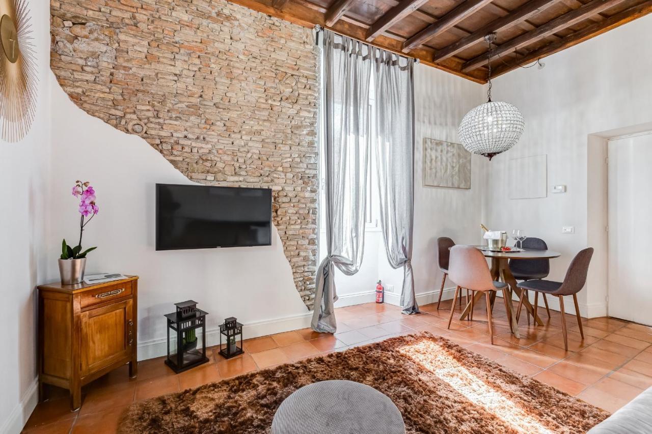 Campo Dei Fiori Royal Orchid Apartment Rome Bagian luar foto